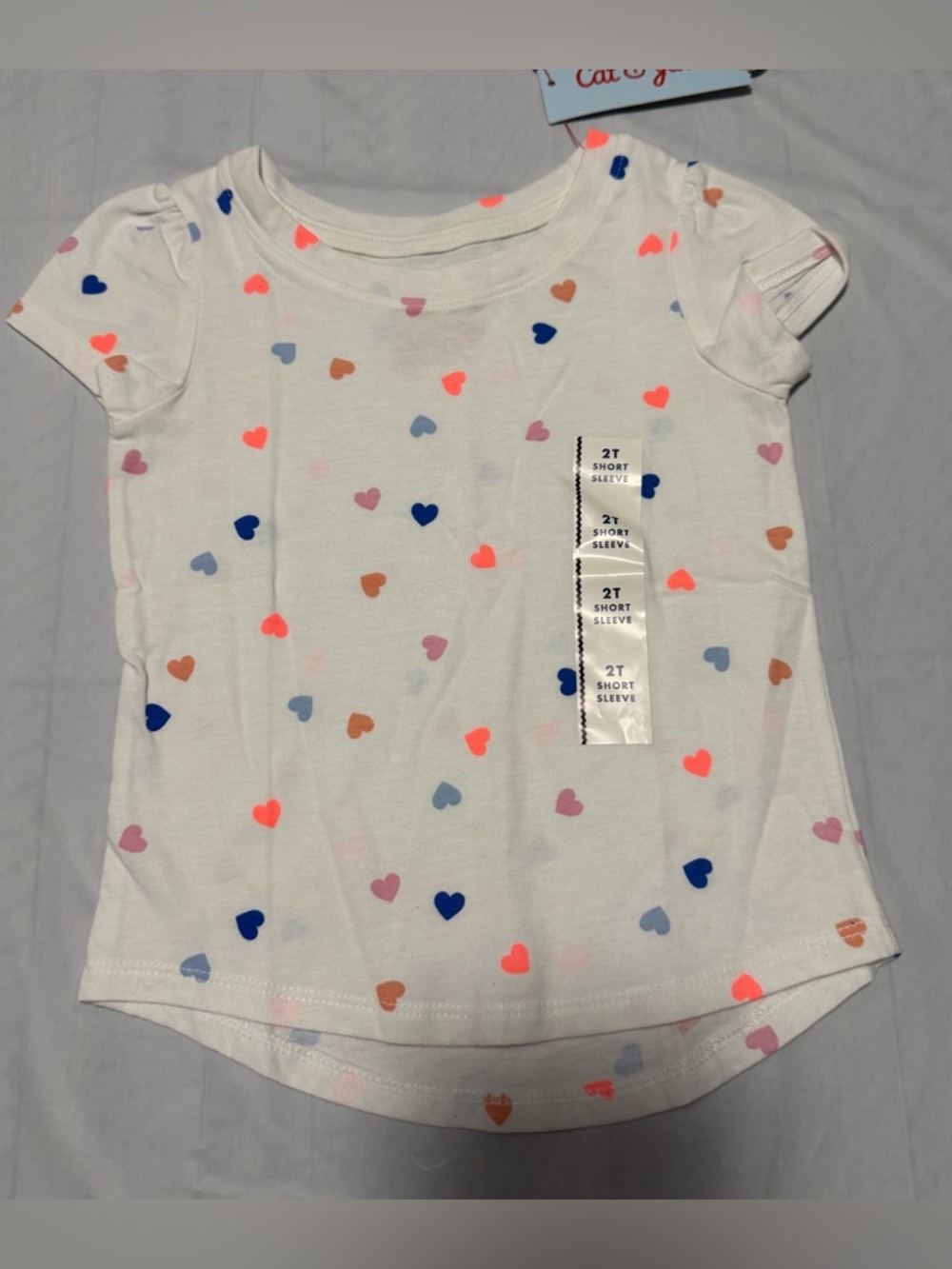 Cat & Jack Toddler Girls Size 2T Crew Neck Short Sleeve T-Shirt Hearts Cream NEW